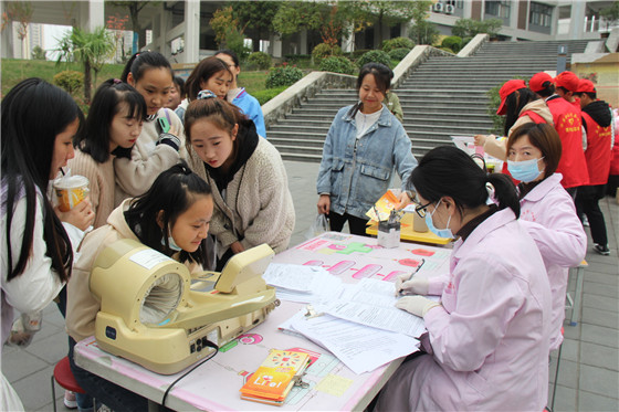 獻血人數連續五年創新高——安康職業技術學院師生用行動彰顯大愛
