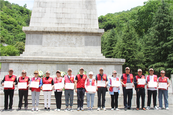 安康市中心血站組織開展“2021年稀有血型獻(xiàn)血者愛國主義教育聯(lián)誼活動”